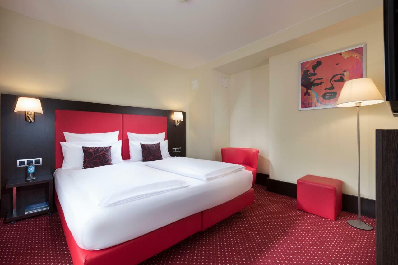 Western Plaza 4* Гамбург